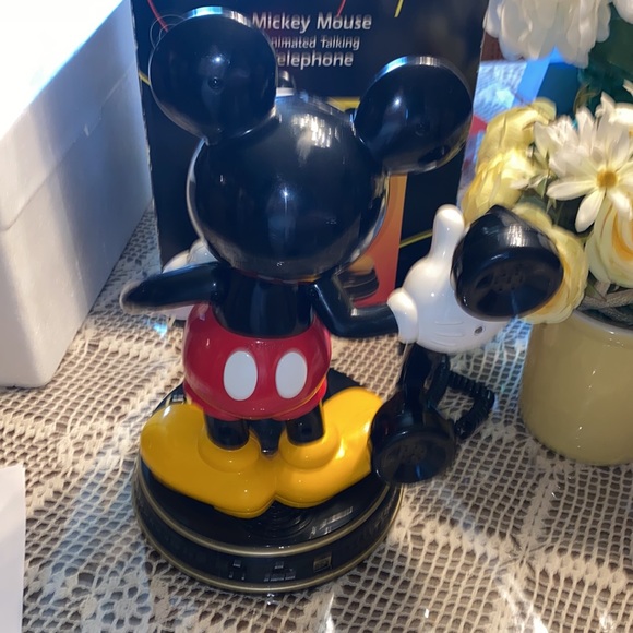 Mickey Mouse Push Button Telephone - Picture 9 of 15
